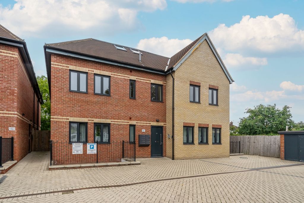 Property photo 1 of 24 25