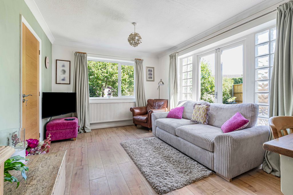 Property photo 3 of 8 3356194