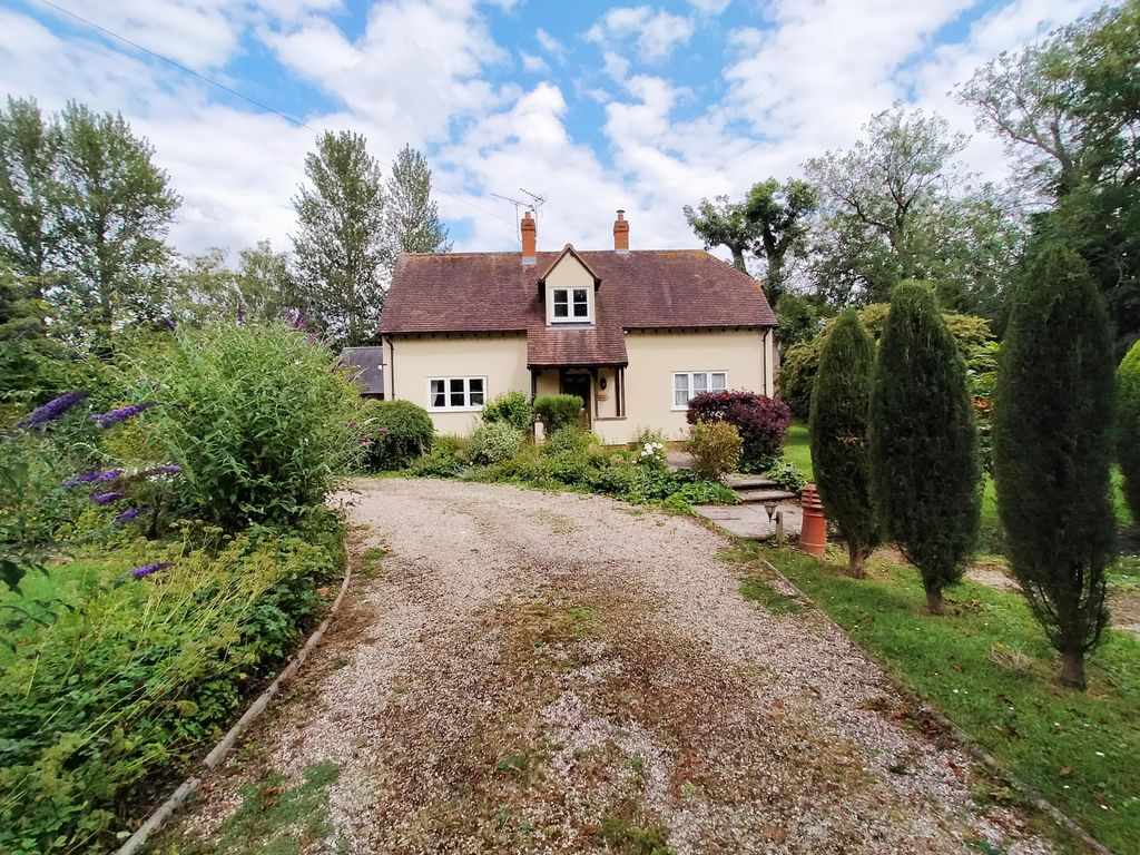 Property photo 2 of 32 Image