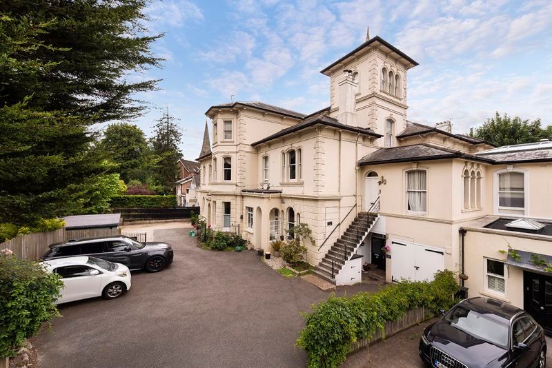 Property photo 1 of 10 Fe