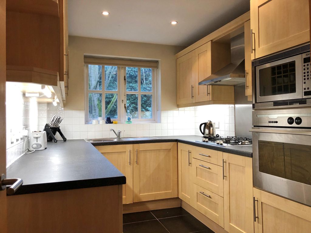 Property photo 3 of 10 0 General