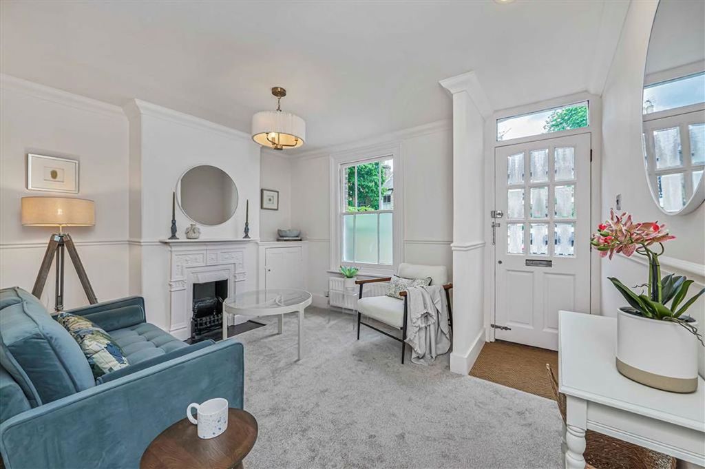 Property photo 2 of 7
