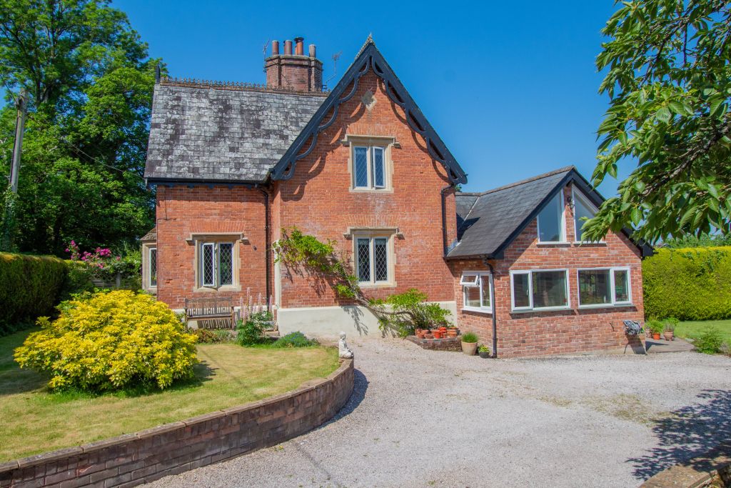 3 bed semi-detached house for saleEscot Park, Ottery St Mary EX11