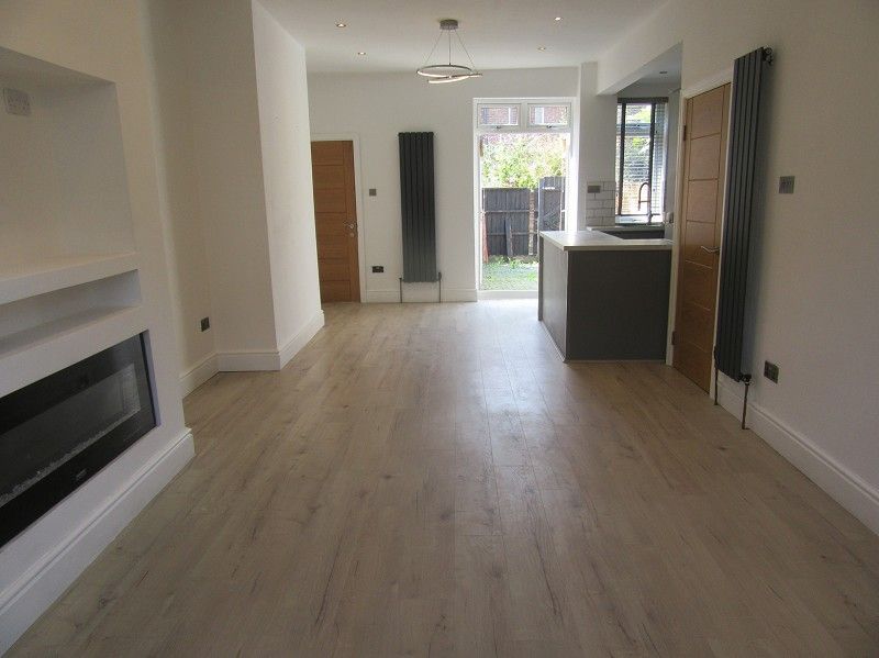 Property photo 3 of 12 Open Plan Lounge