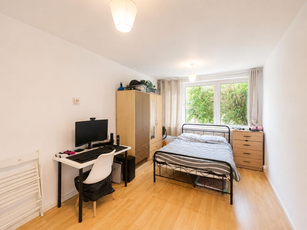 Property photo 1 of 12 1