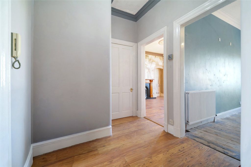 Property photo 2 of 19 Picture No. 02