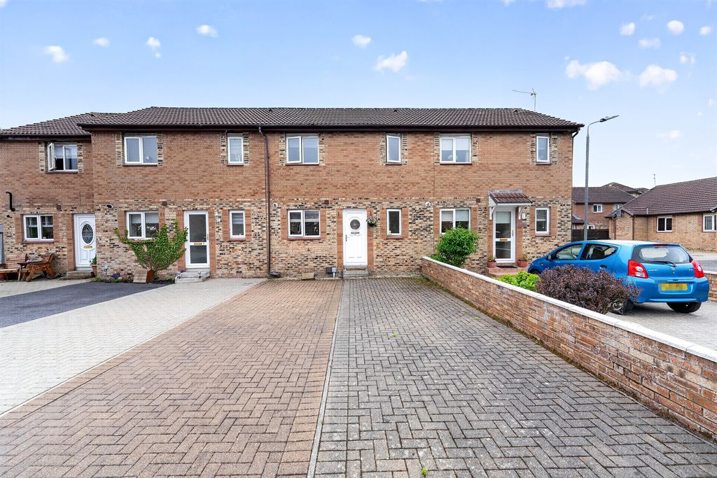 Property photo 1 of 19
