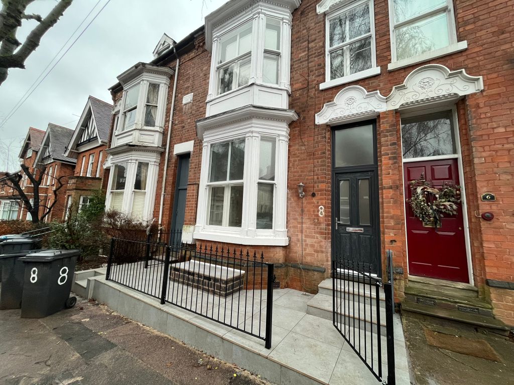 Property photo 1 of 6
