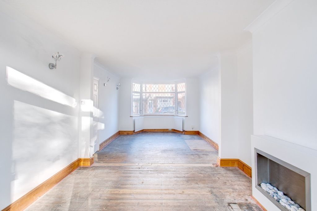 Property photo 3 of 18 Picture No. 05