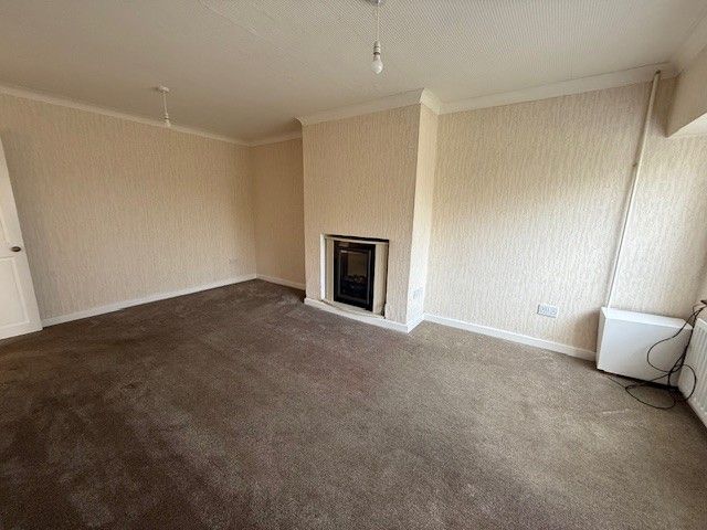 Property photo 2 of 12 Photo