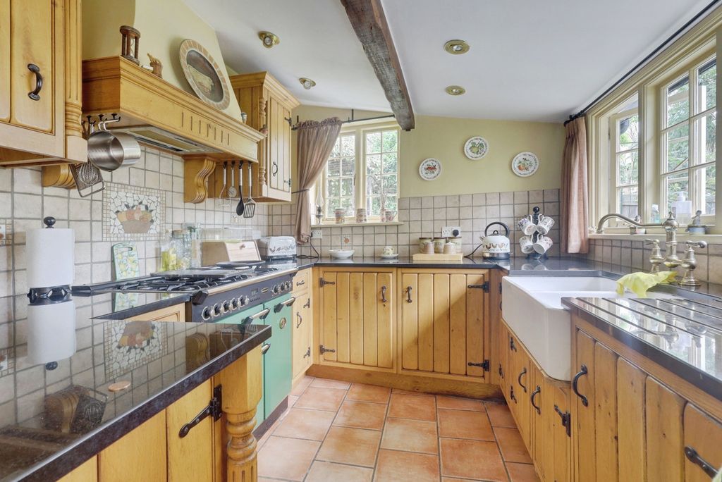 Property photo 3 of 19