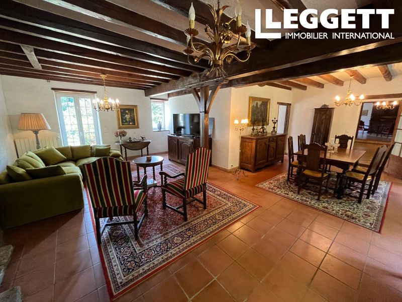 Property photo 2 of 10