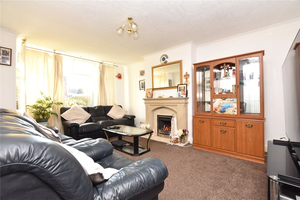 Property photo 2 of 21 Picture No. 16