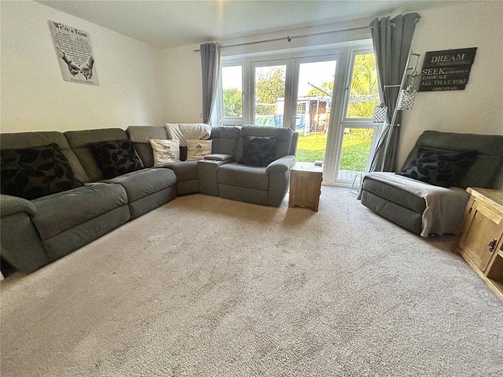 Property photo 2 of 14 Picture No. 08