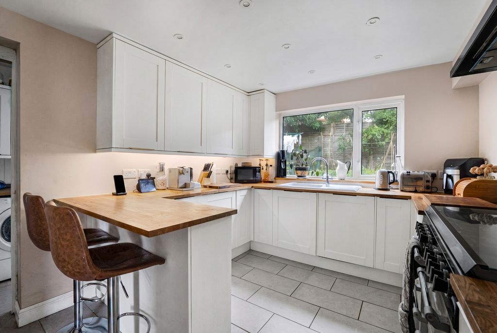 Property photo 2 of 22 37_83769
