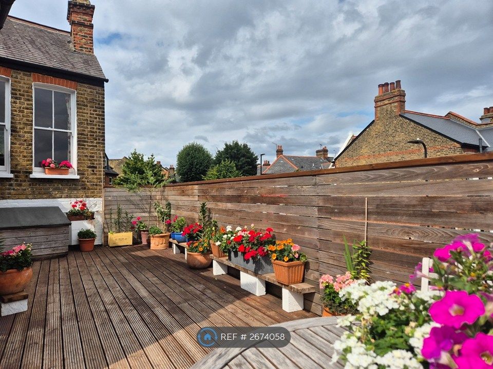 Property photo 3 of 11