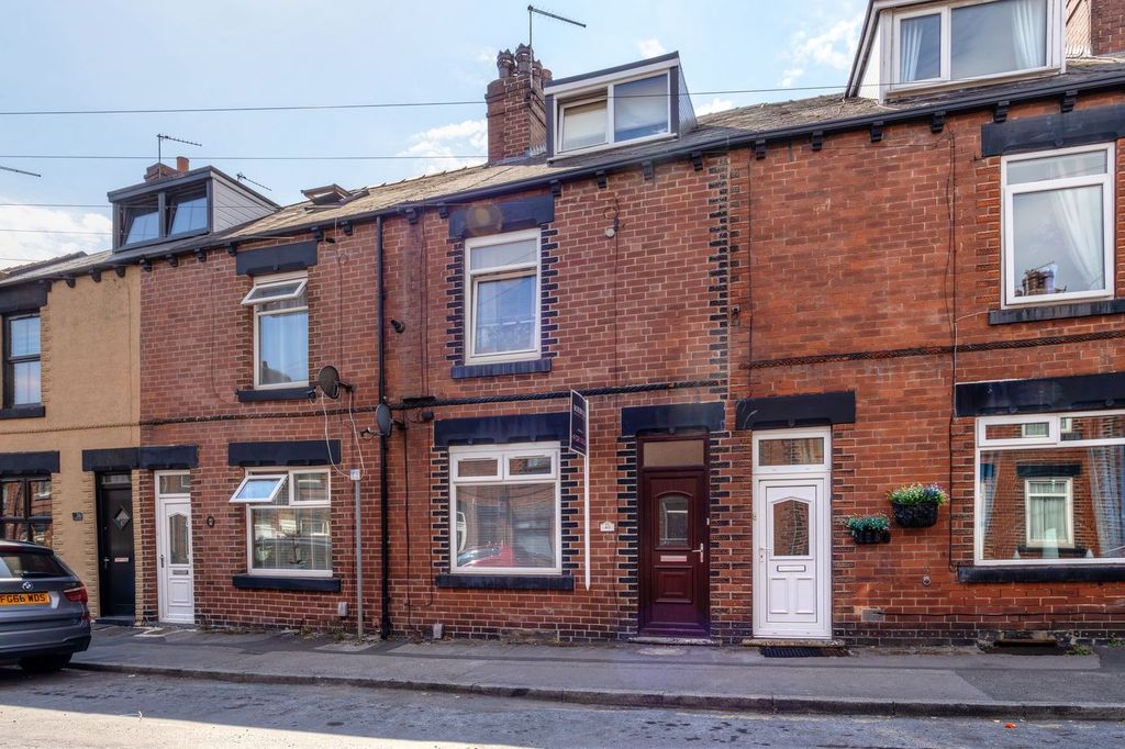 Property photo 1 of 14
