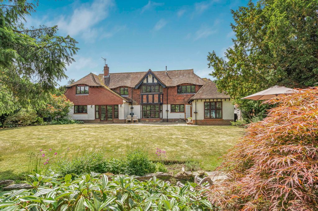 Property photo 2 of 17