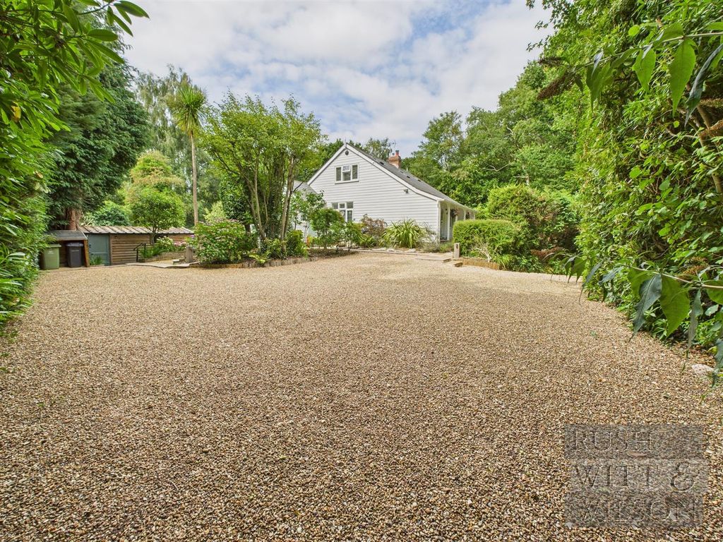 Property photo 1 of 42