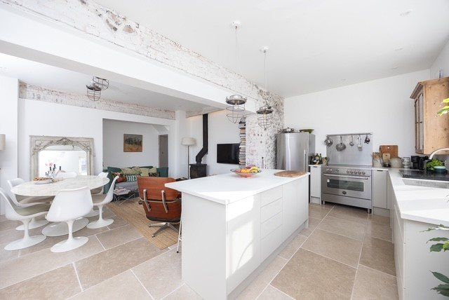 Property photo 3 of 24 Picture No. 02