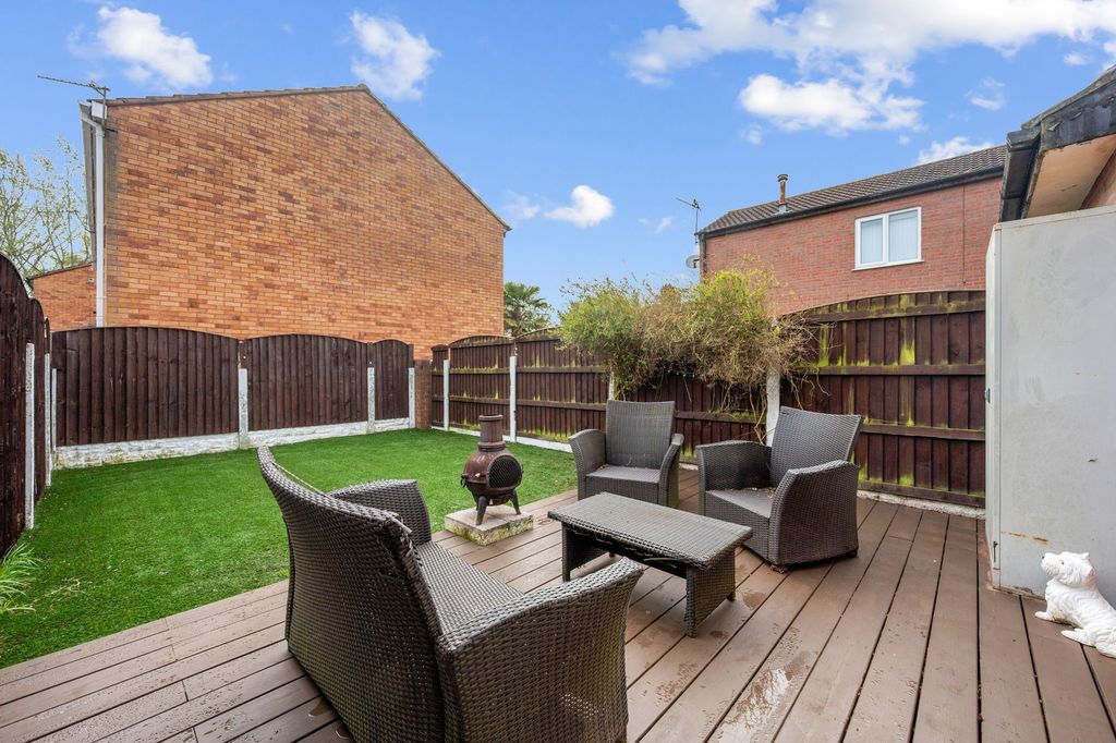 Property photo 3 of 26