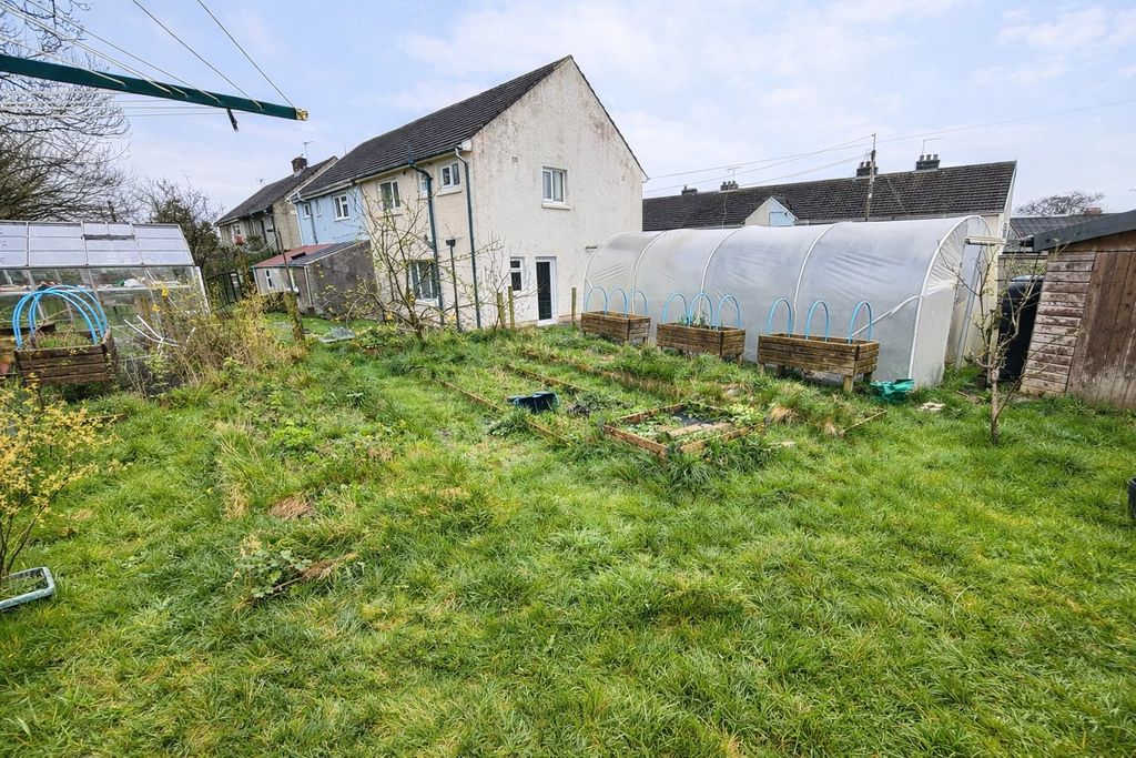 Property photo 3 of 26