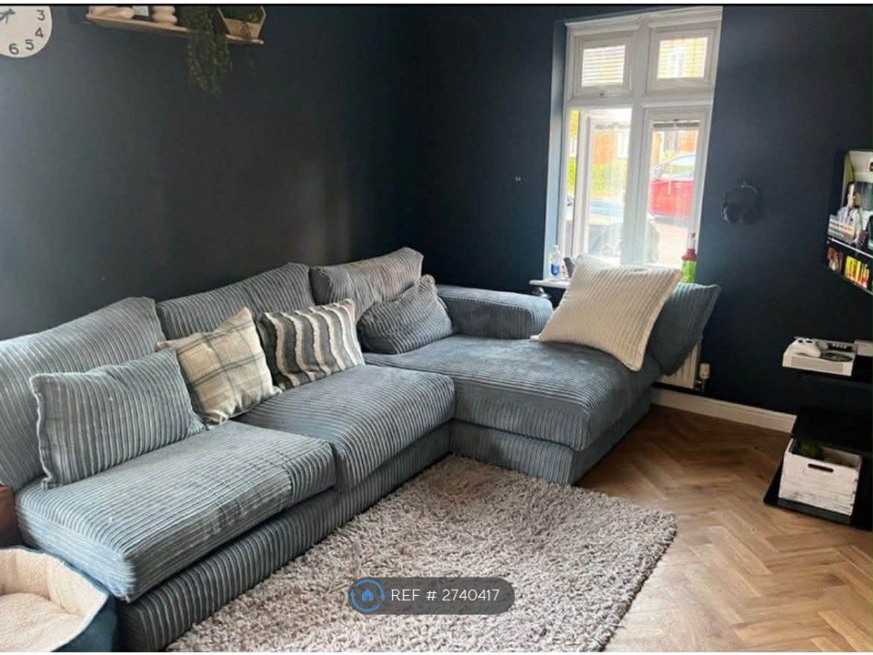 Property photo 3 of 8