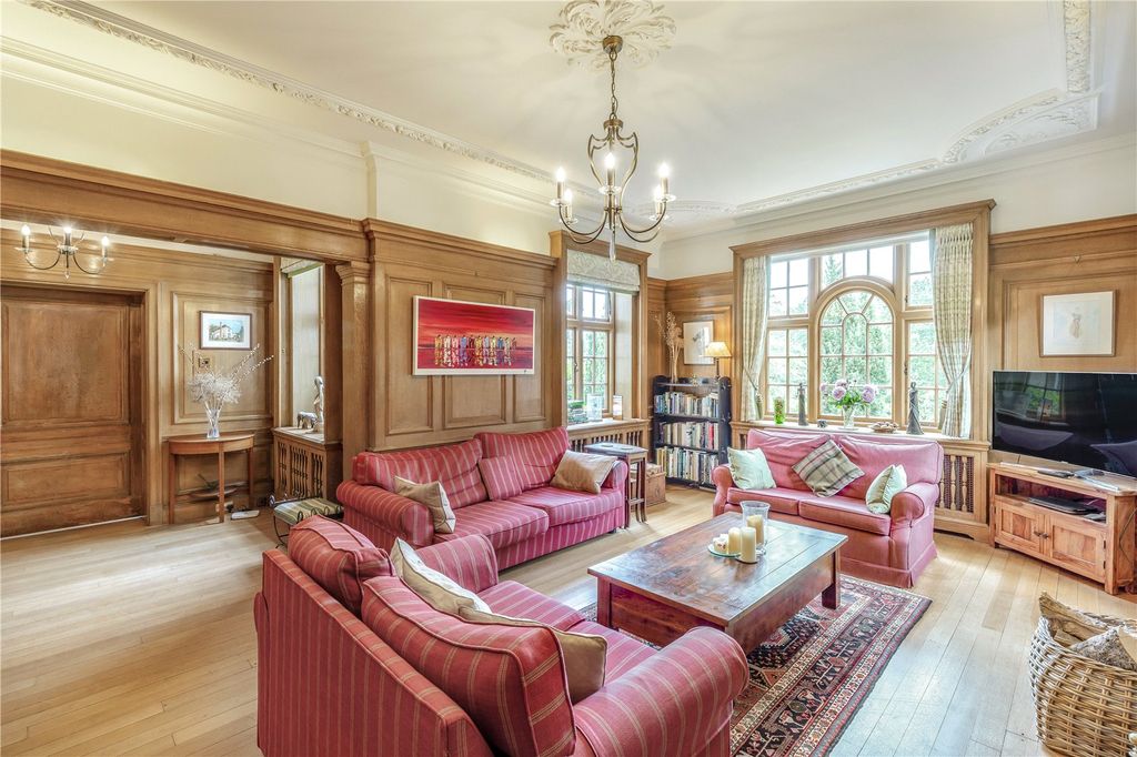 Property photo 2 of 25 Drawing Room