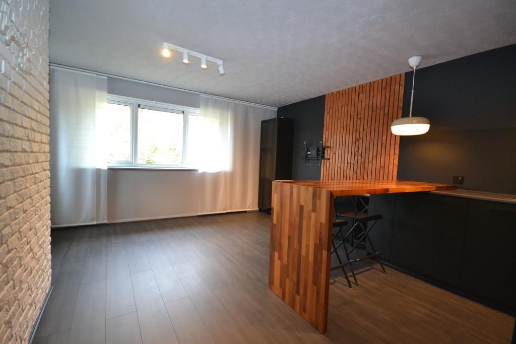 Property photo 2 of 17 Photo 2