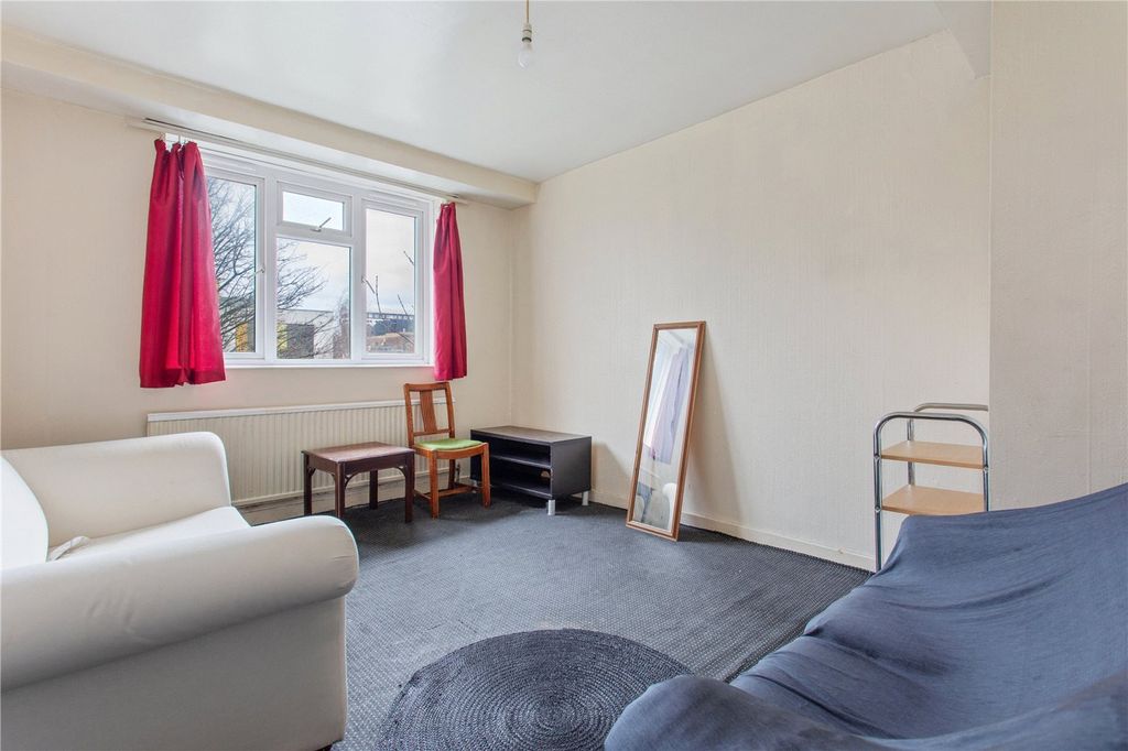 Property photo 2 of 11 Picture No. 10