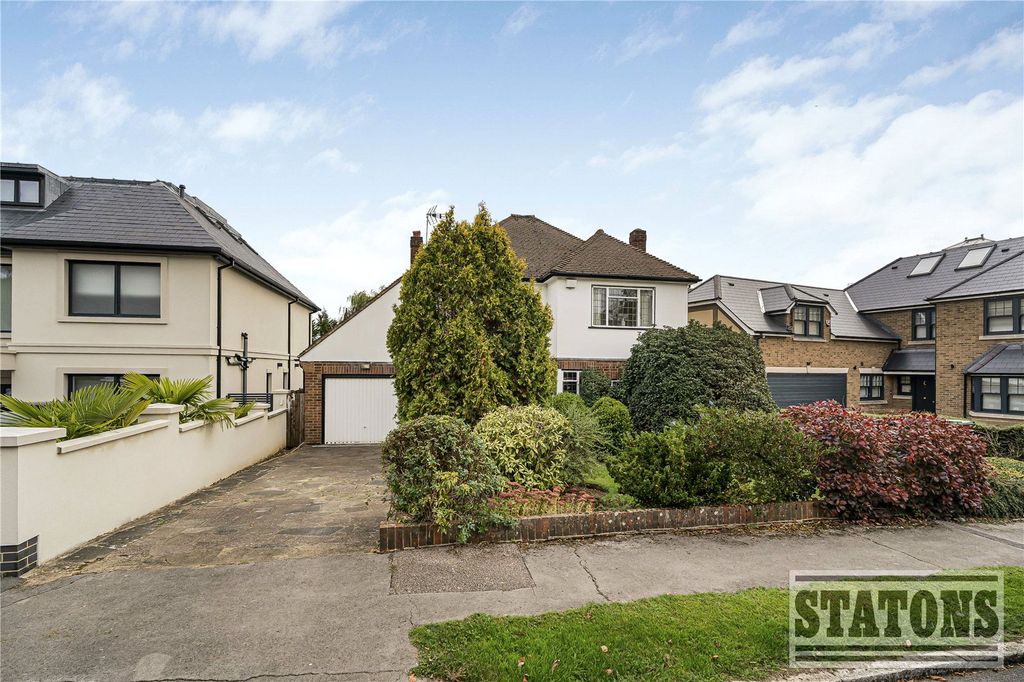 Property photo 2 of 21 Picture No. 35