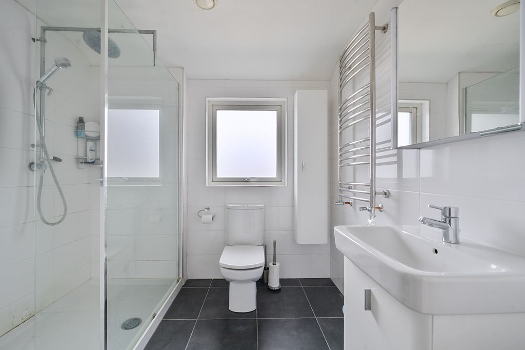 Additional image 18 of 4 bed detached house for saleKingsbury Street, Marlborough SN8