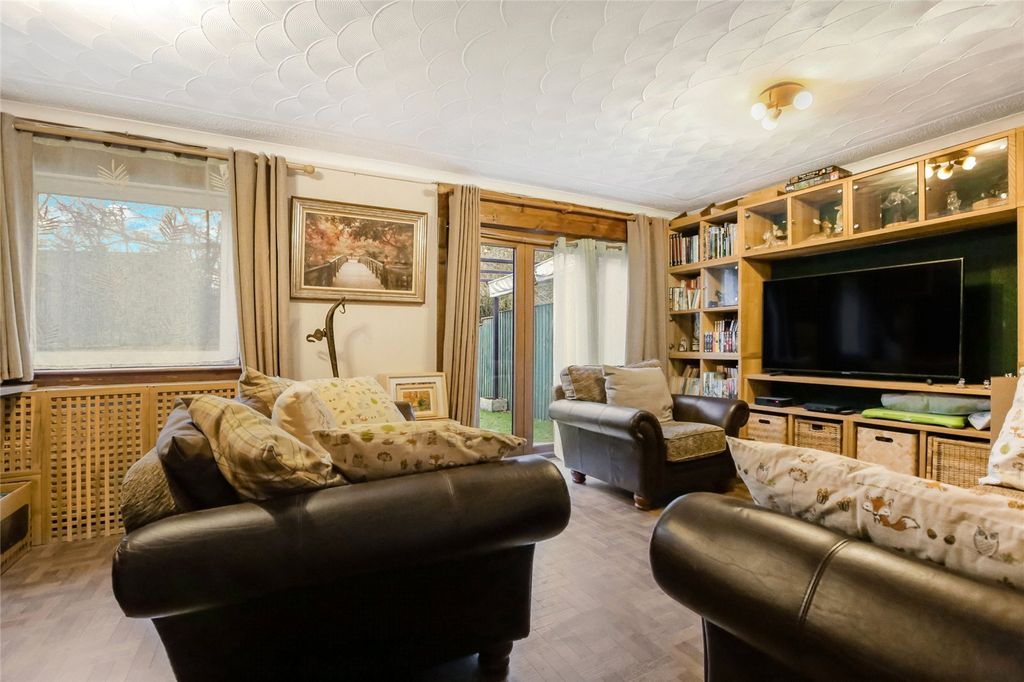 Property photo 2 of 21 Picture No. 02