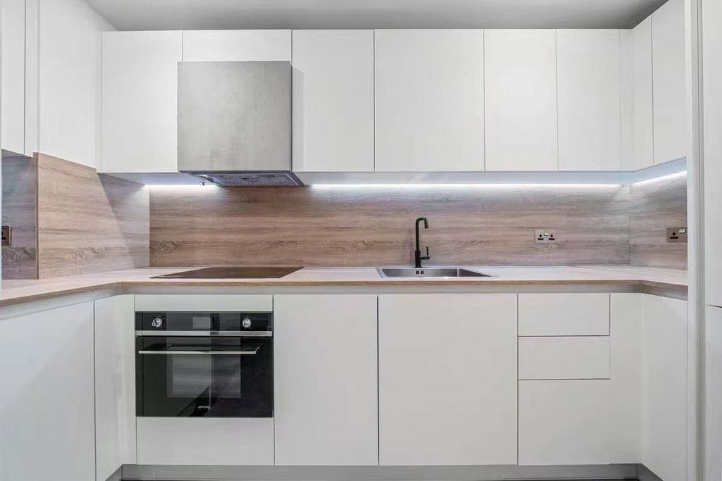 Property photo 3 of 9 Picture No. 12