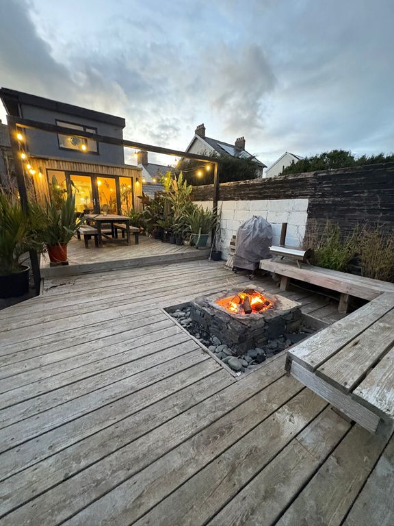 Property photo 1 of 27