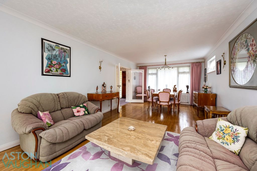 Property photo 2 of 36 4825041