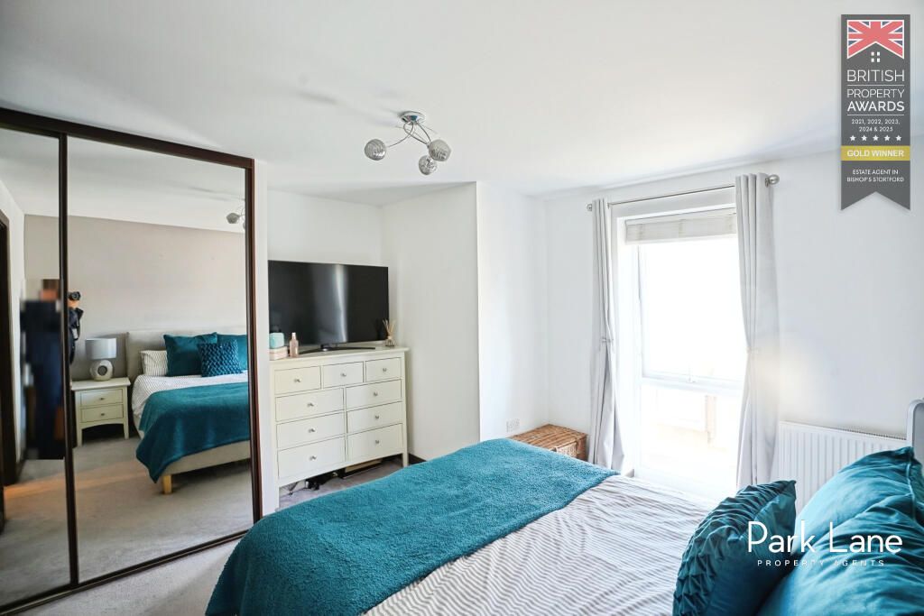 2 bed flat for saleRiver View, Bishops Stortford CM23 photo 5