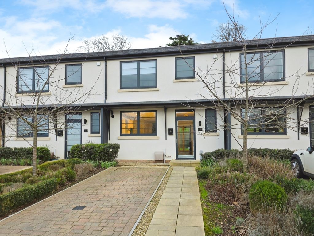 Property photo 1 of 12 Pbox-Img.Jpg