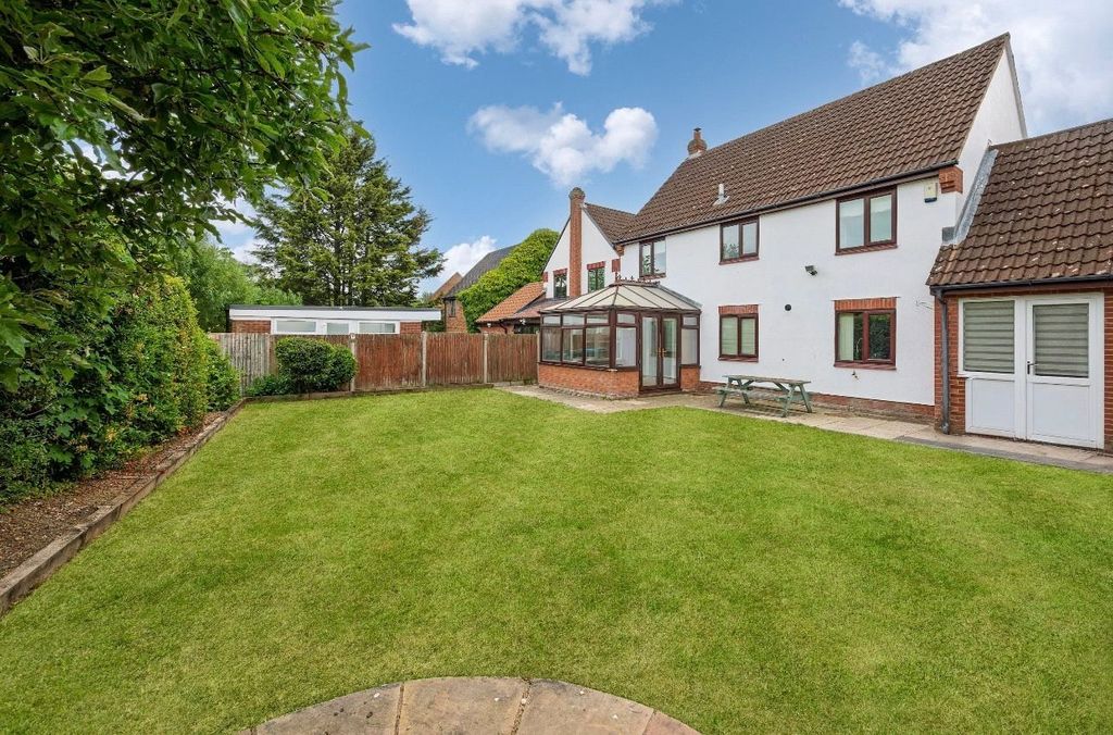 Property photo 3 of 35 Picture No. 06