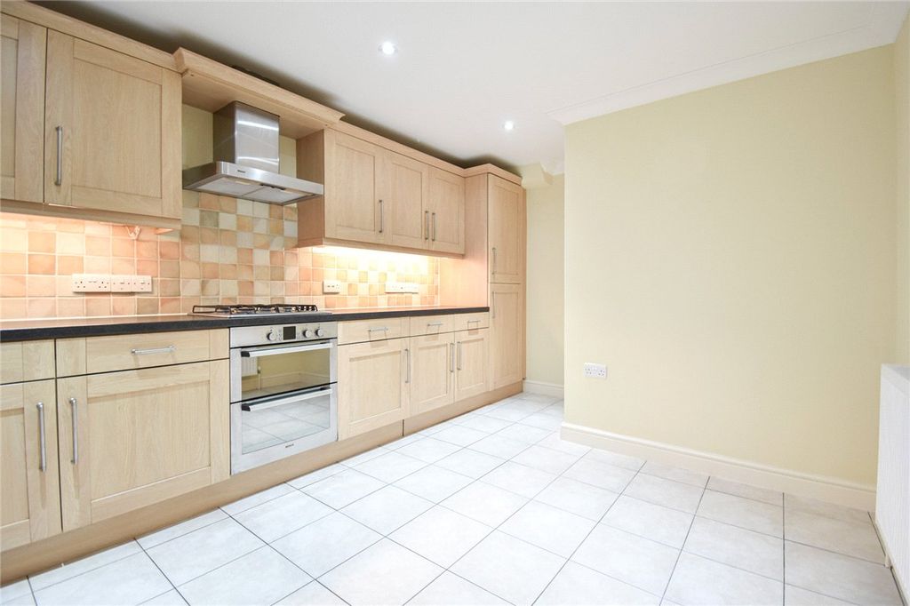 Property photo 3 of 13 Picture No. 31