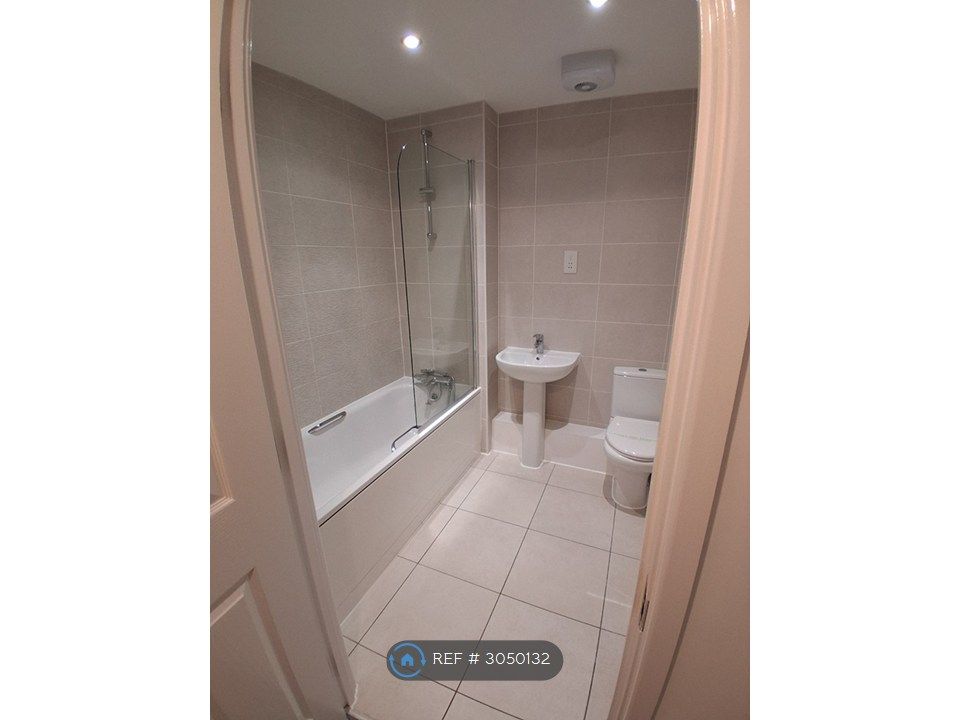 Property photo 3 of 4