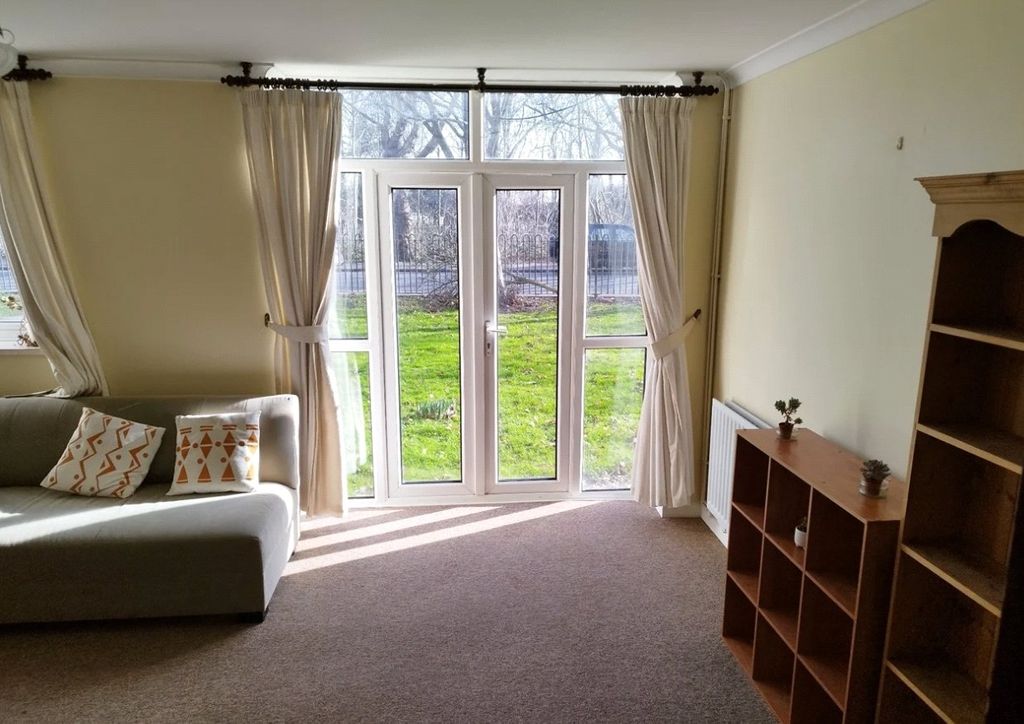 Property photo 2 of 11 Picture No. 41