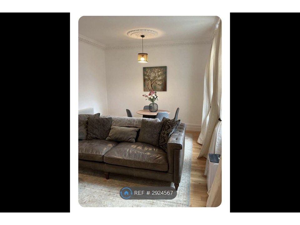 Property photo 3 of 22 Sitting Dining Room