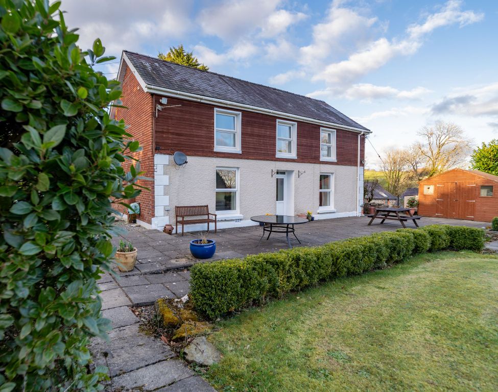 Property photo 3 of 38