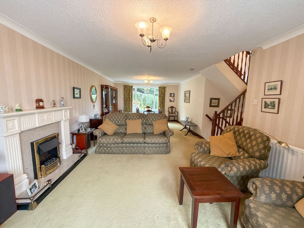 Property photo 2 of 15 Lounge/Dining Room