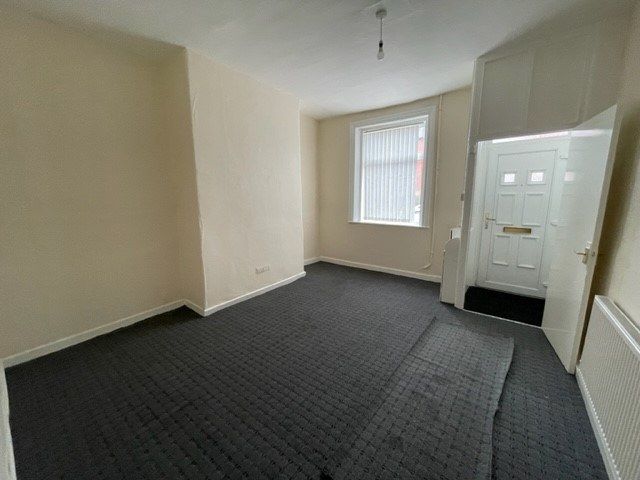 Property photo 2 of 7 Gallery