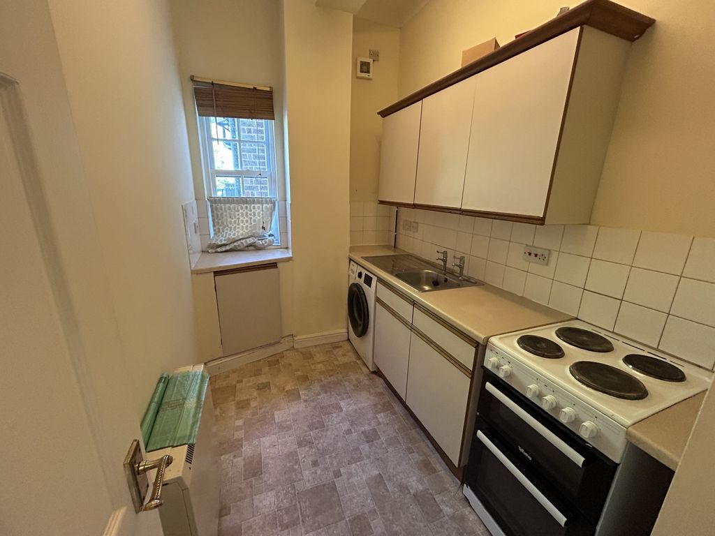 Property photo 3 of 11 Img_2350