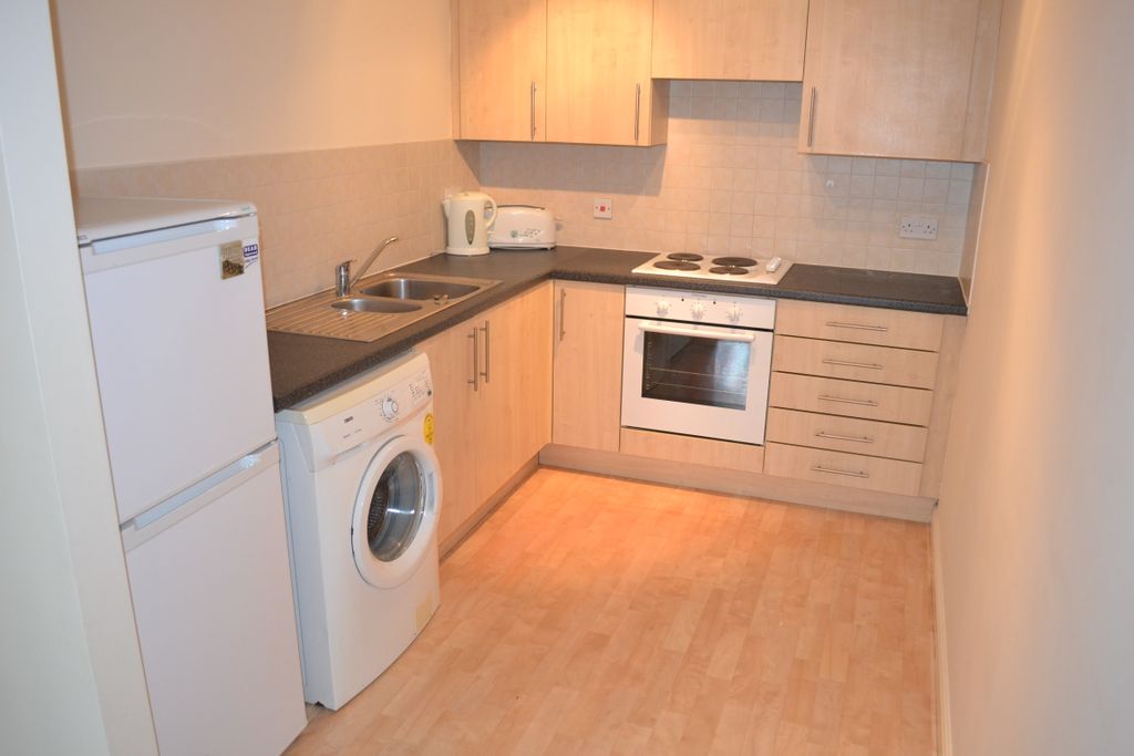 Property photo 3 of 6