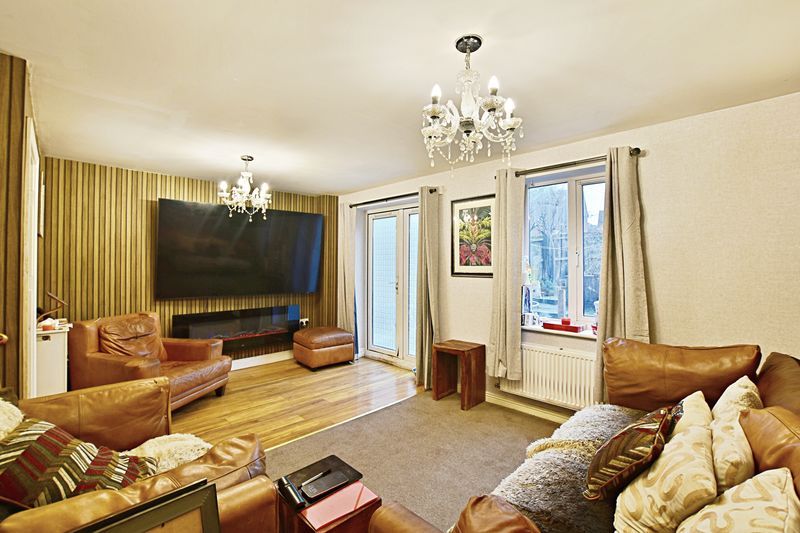 Property photo 2 of 17 Photo 1