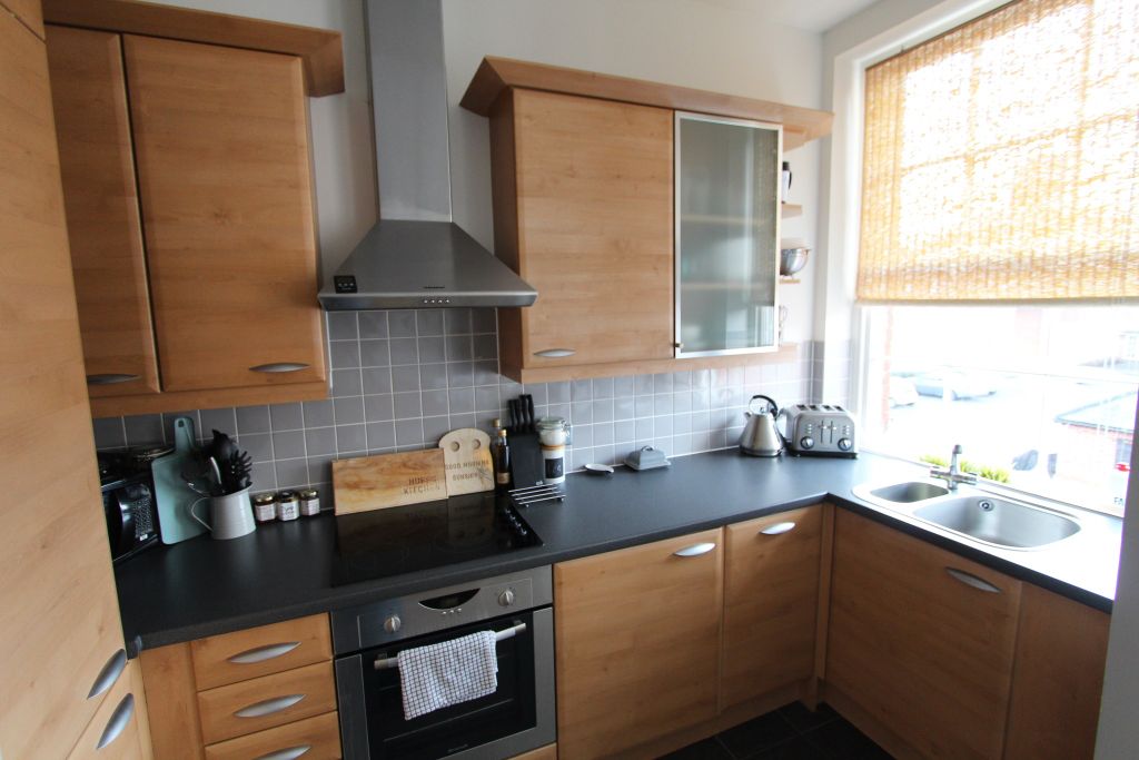 Property photo 2 of 6